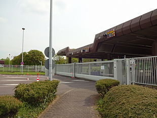 BfV Koeln-Chorweiler 46 Einfahrt.jpg